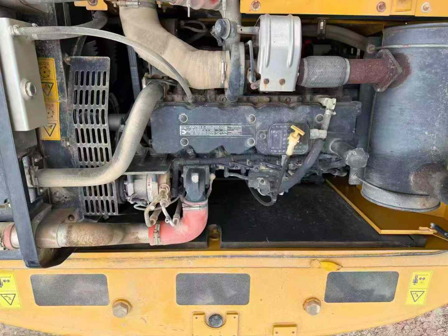 Buy XCMG XE205DA Used Excavator / 3