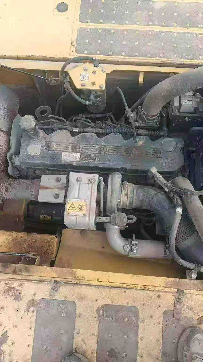 Buy Komatsu PC220 Used Excavator / 3