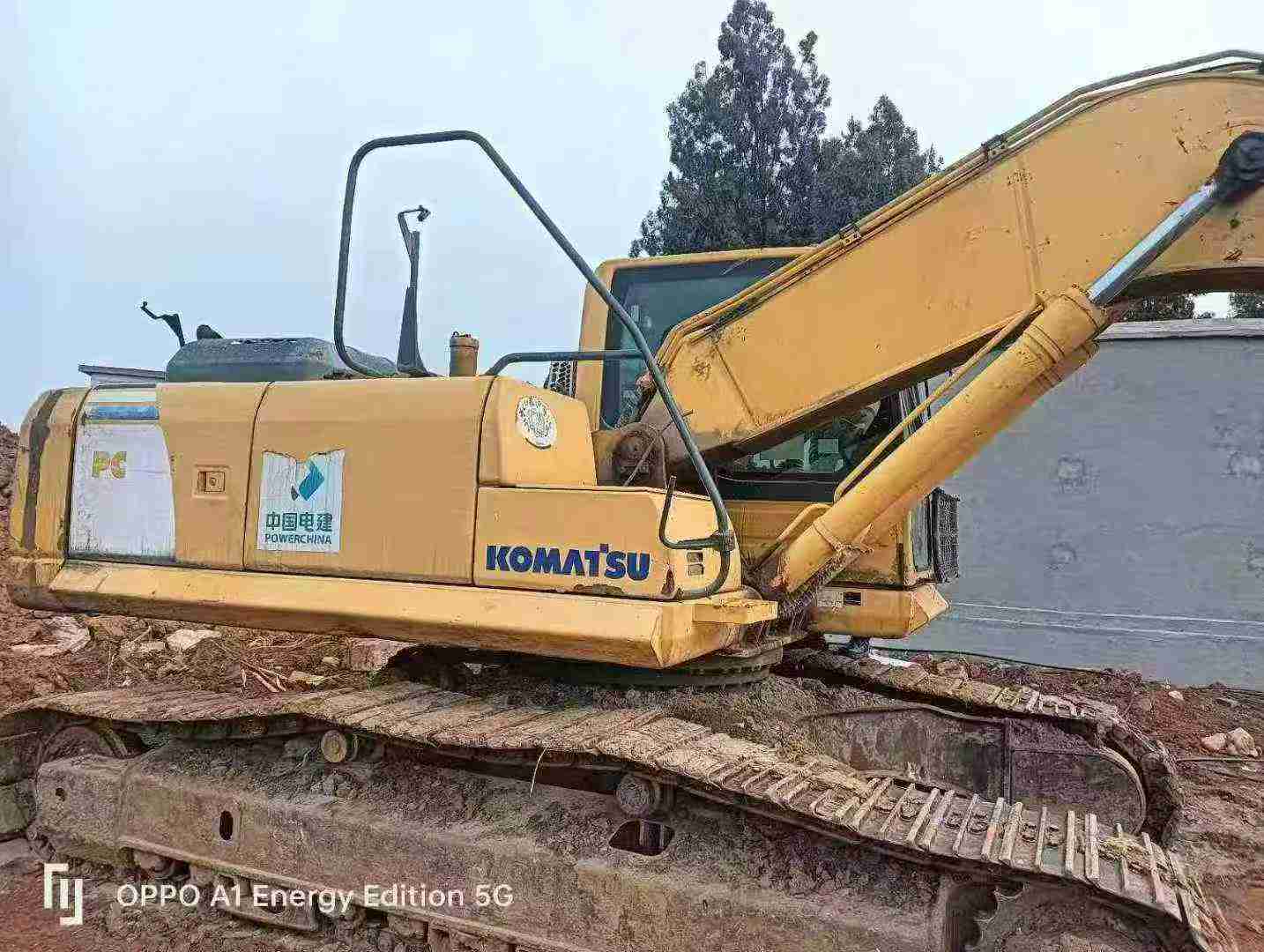 Buy Komatsu PC240-6 Used Excavator / 3