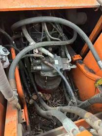 Buy Doosan DH215-7 Used Excavator / 4 Buy Doosan DH215-7 Used Excavator / 4