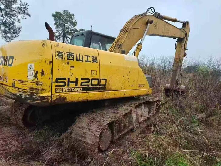 Buy Sumitomo SH200-5 Used Excavator / 1