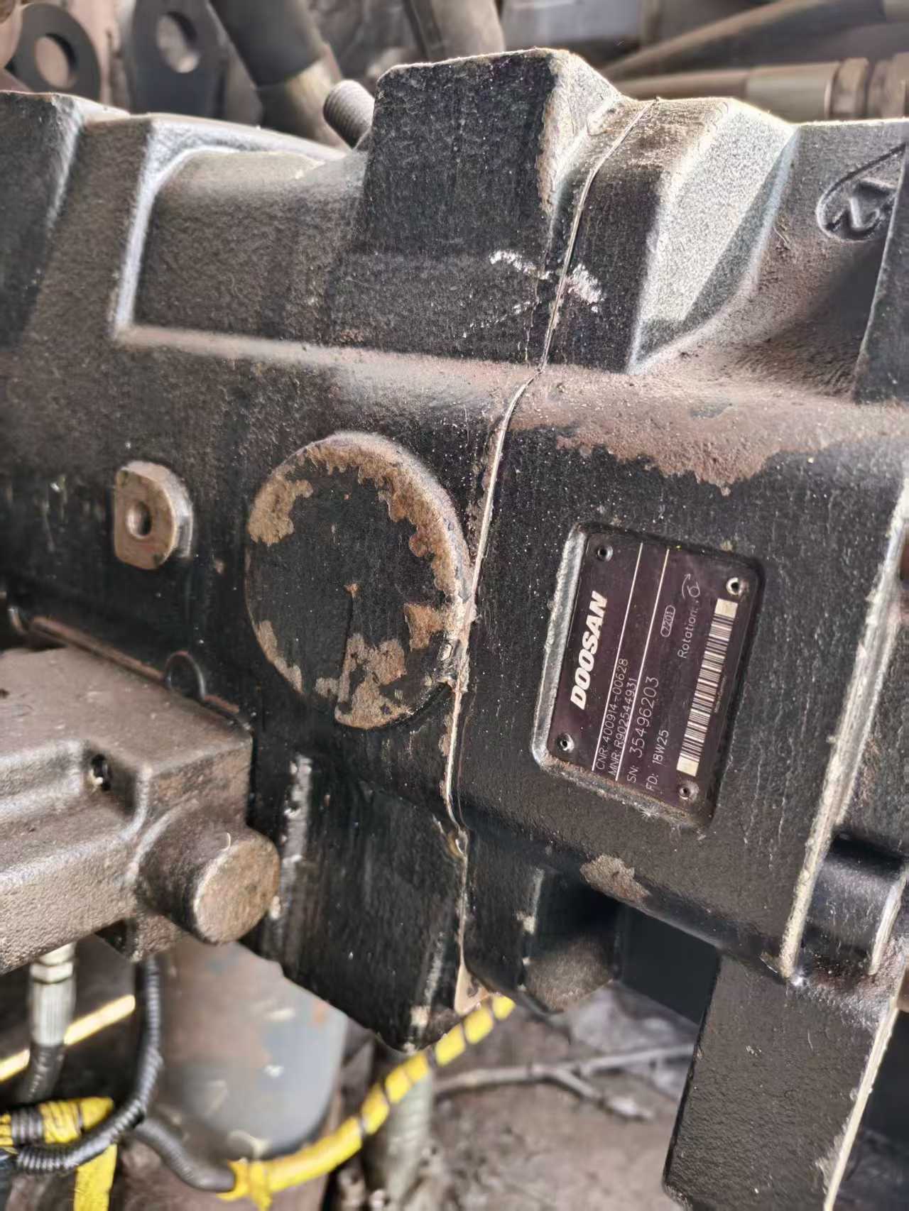 Buy Doosan DX800HD Used Excavator / 7