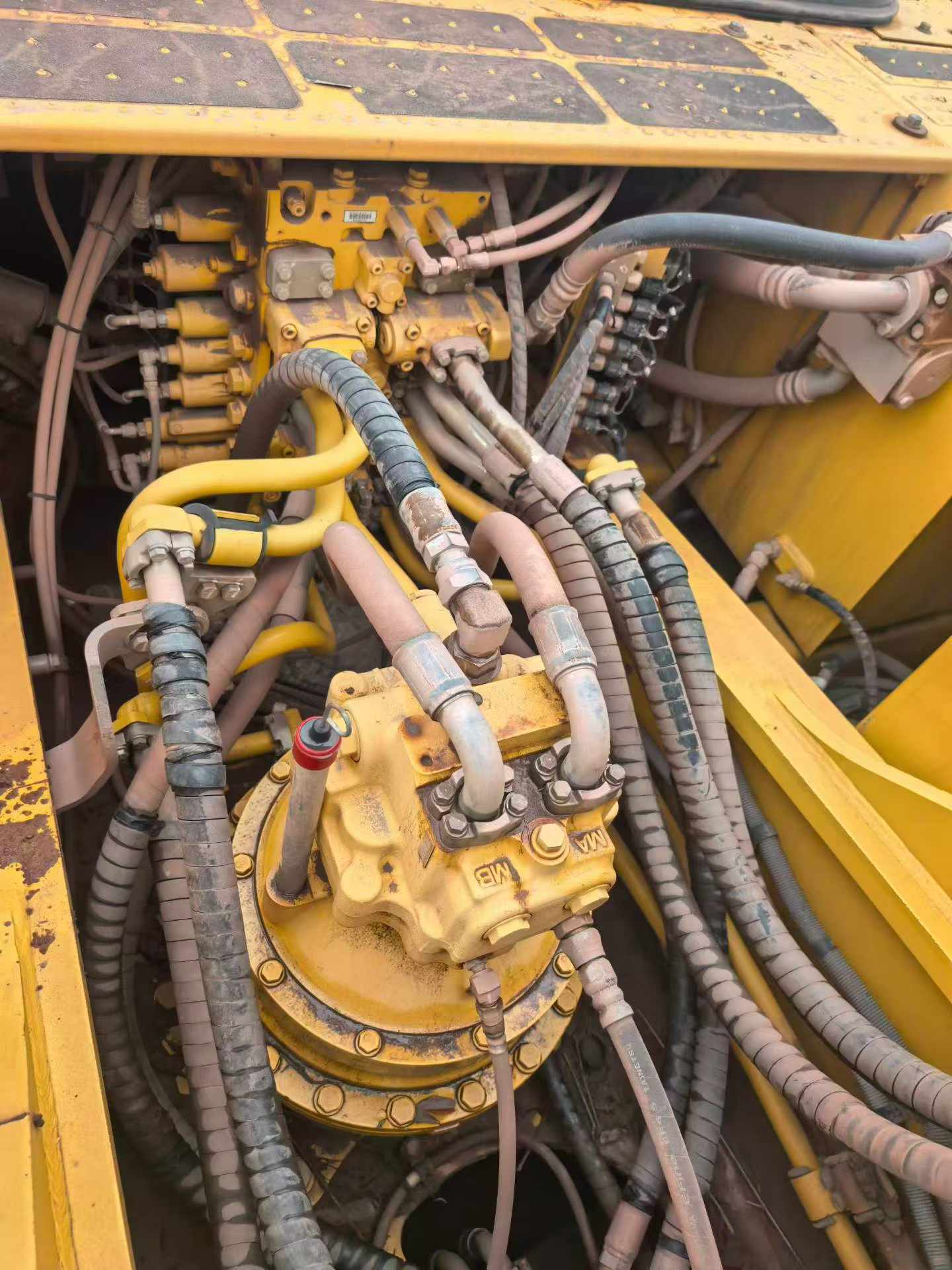 Buy Komatsu PC300-1 Used Excavator / 3