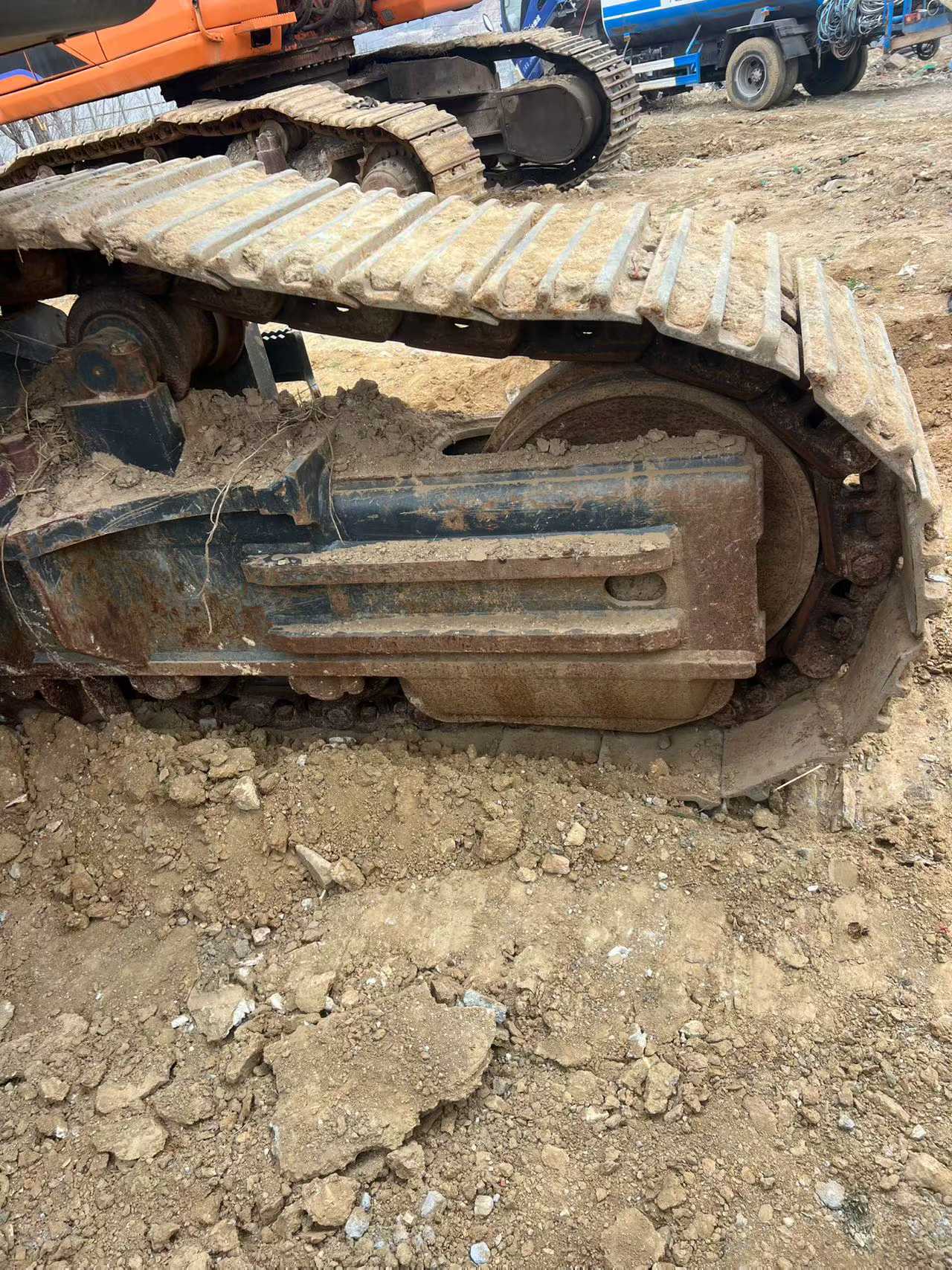 Buy Doosan DX520LC-9C Used Excavator / 3