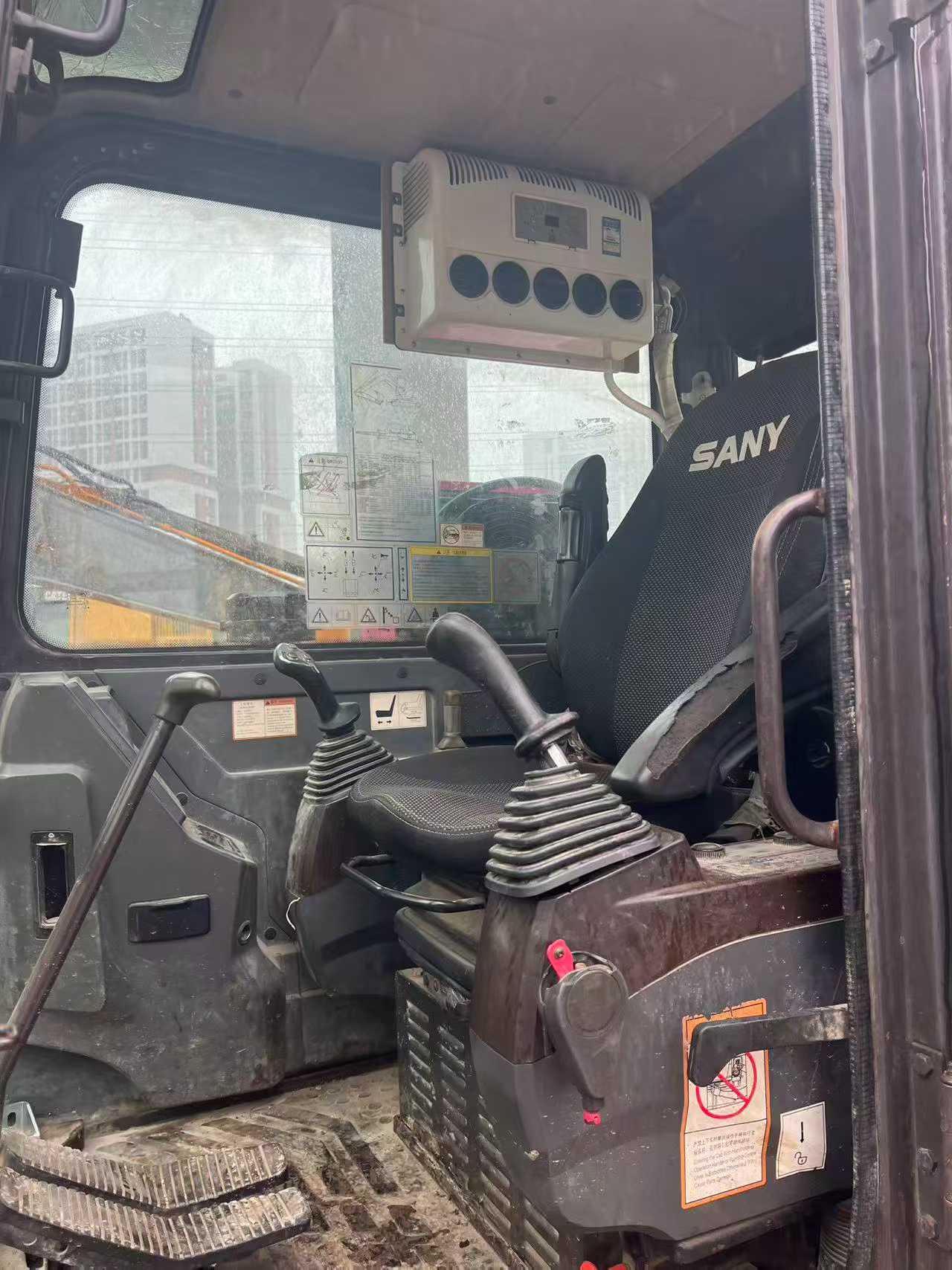 Buy Sany SY55 Used Excavator / 8