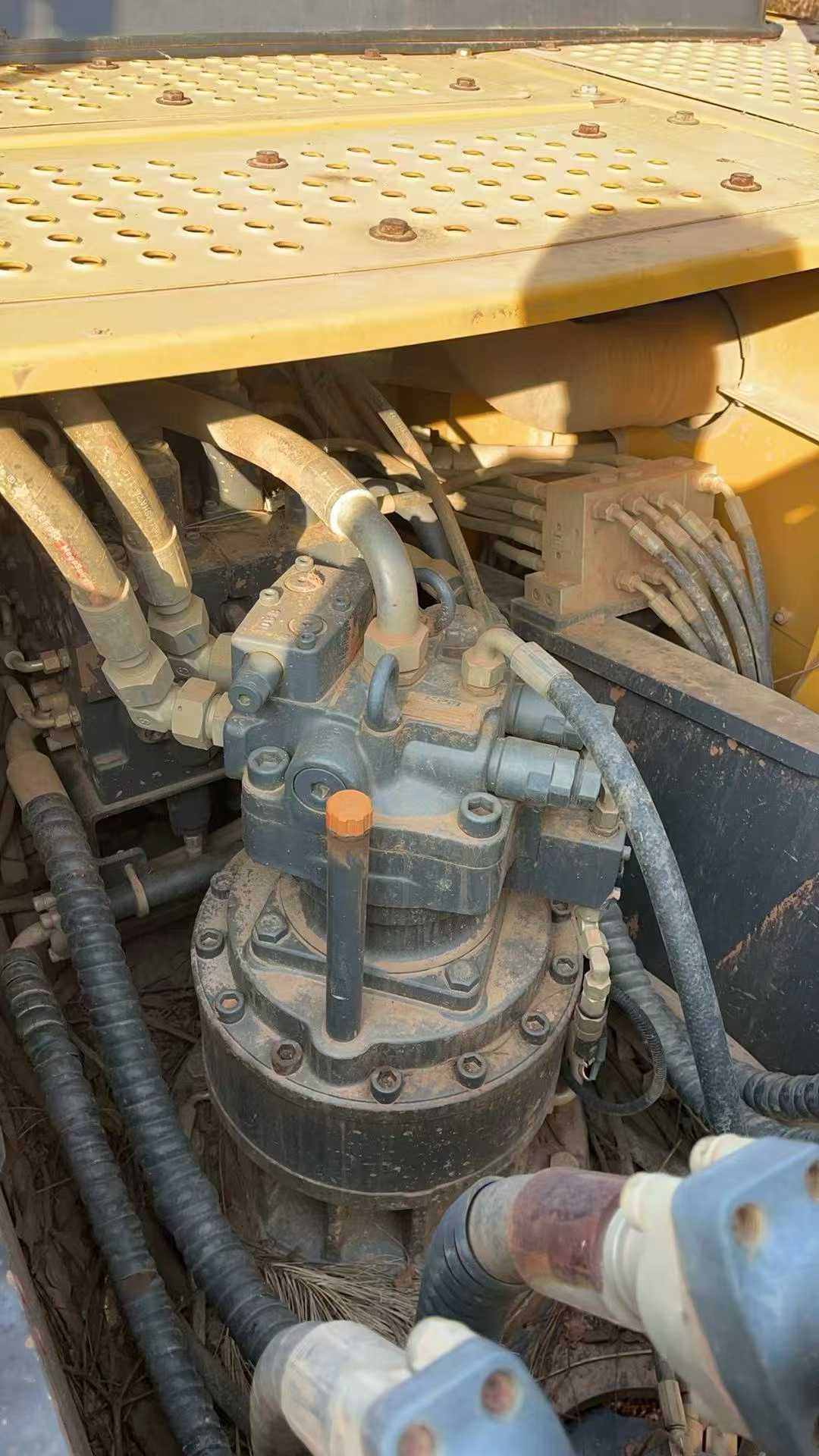 Buy XCMG XE200 Used Excavator / 5