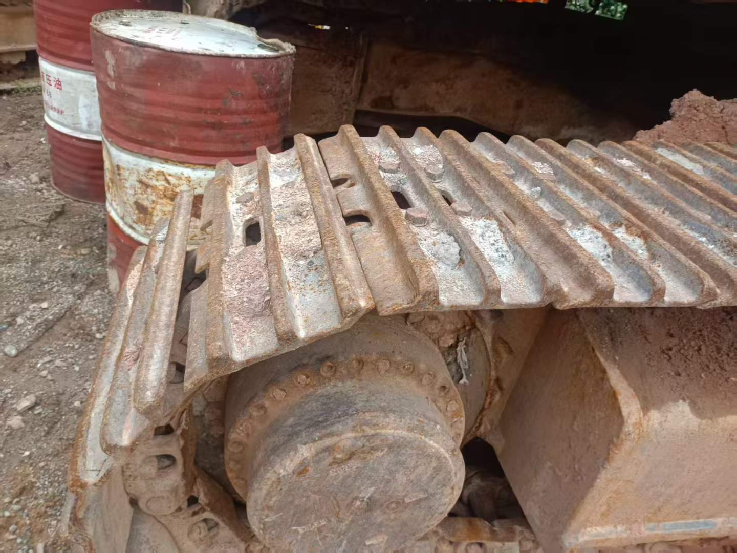 Buy Hyundai R375LVS Used Excavator / 3