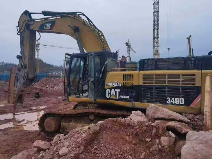 Buy Caterpillar 349E Used Excavator / 1