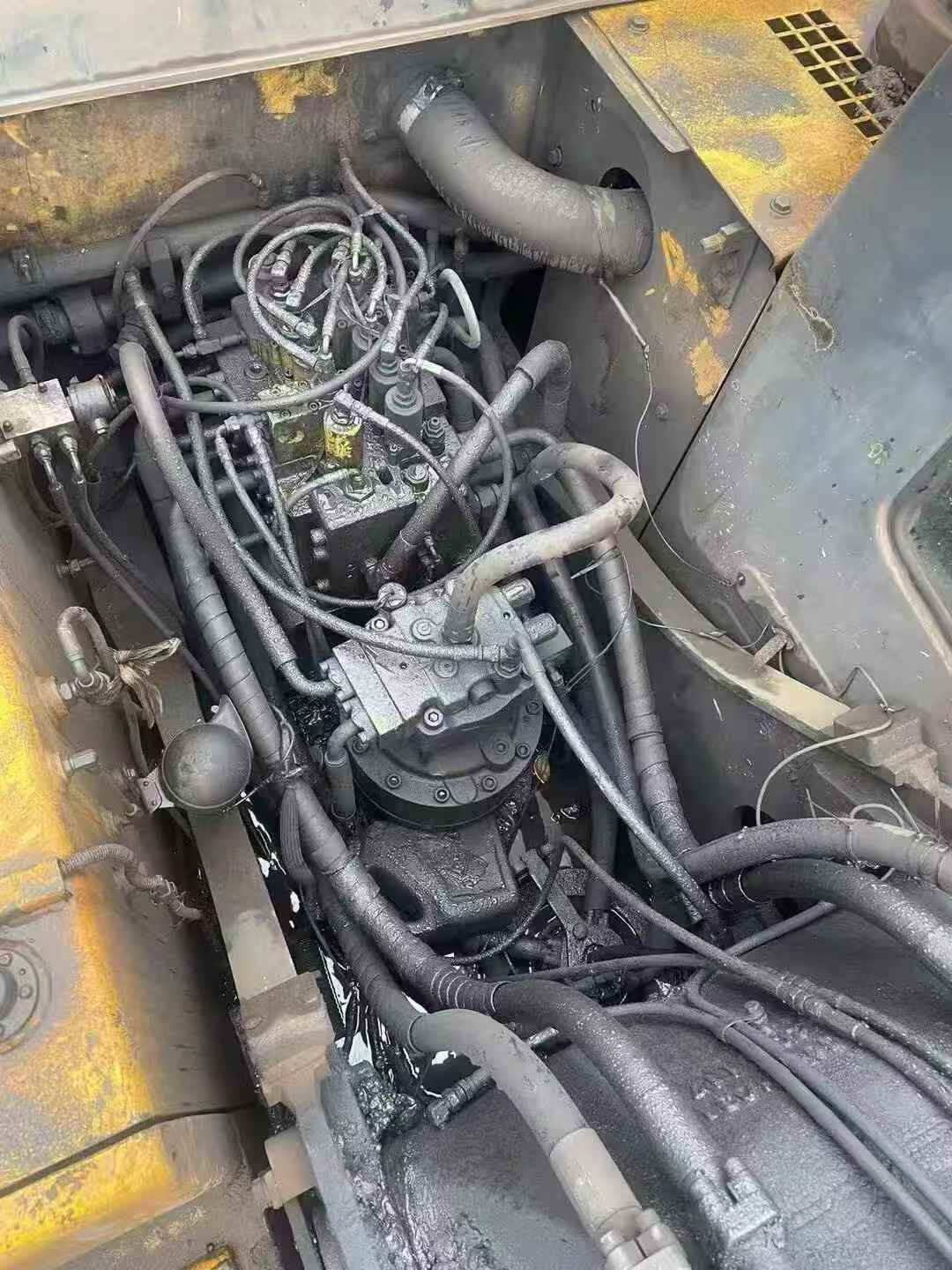 Buy Hyundai R225-7 Used Excavator / 7