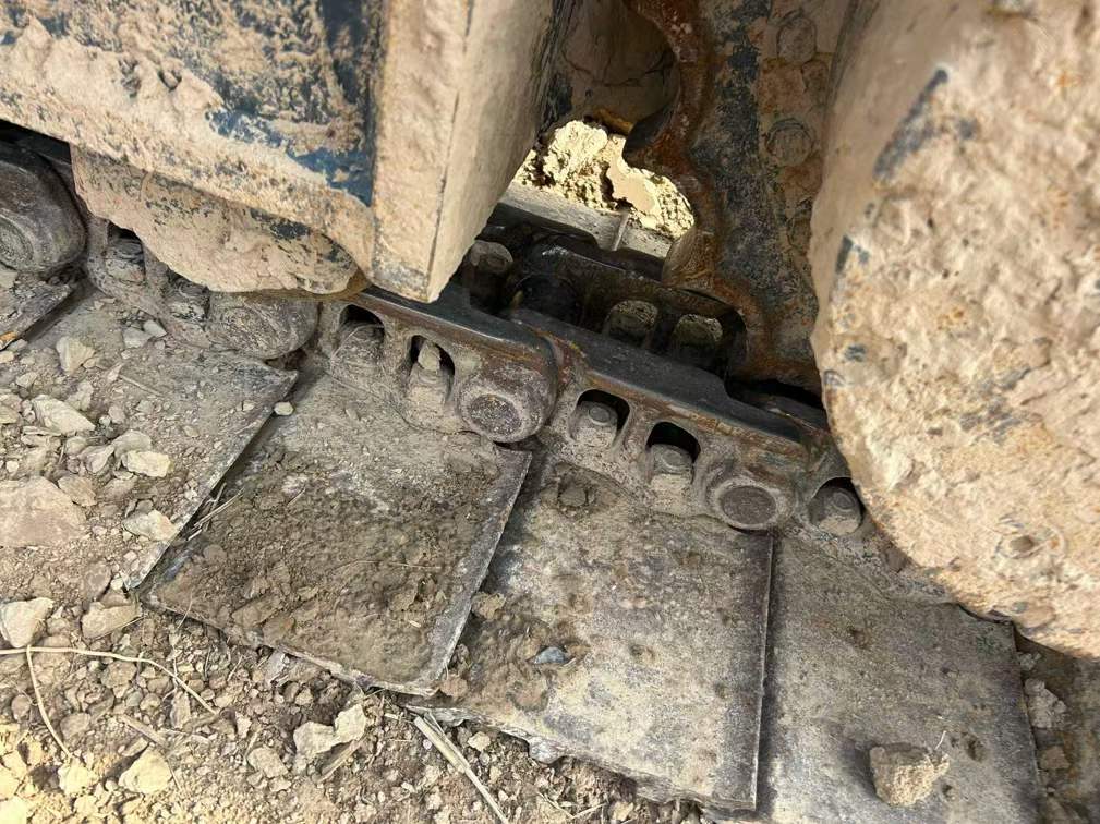 Buy Hyundai R215VS Used Excavator / 9