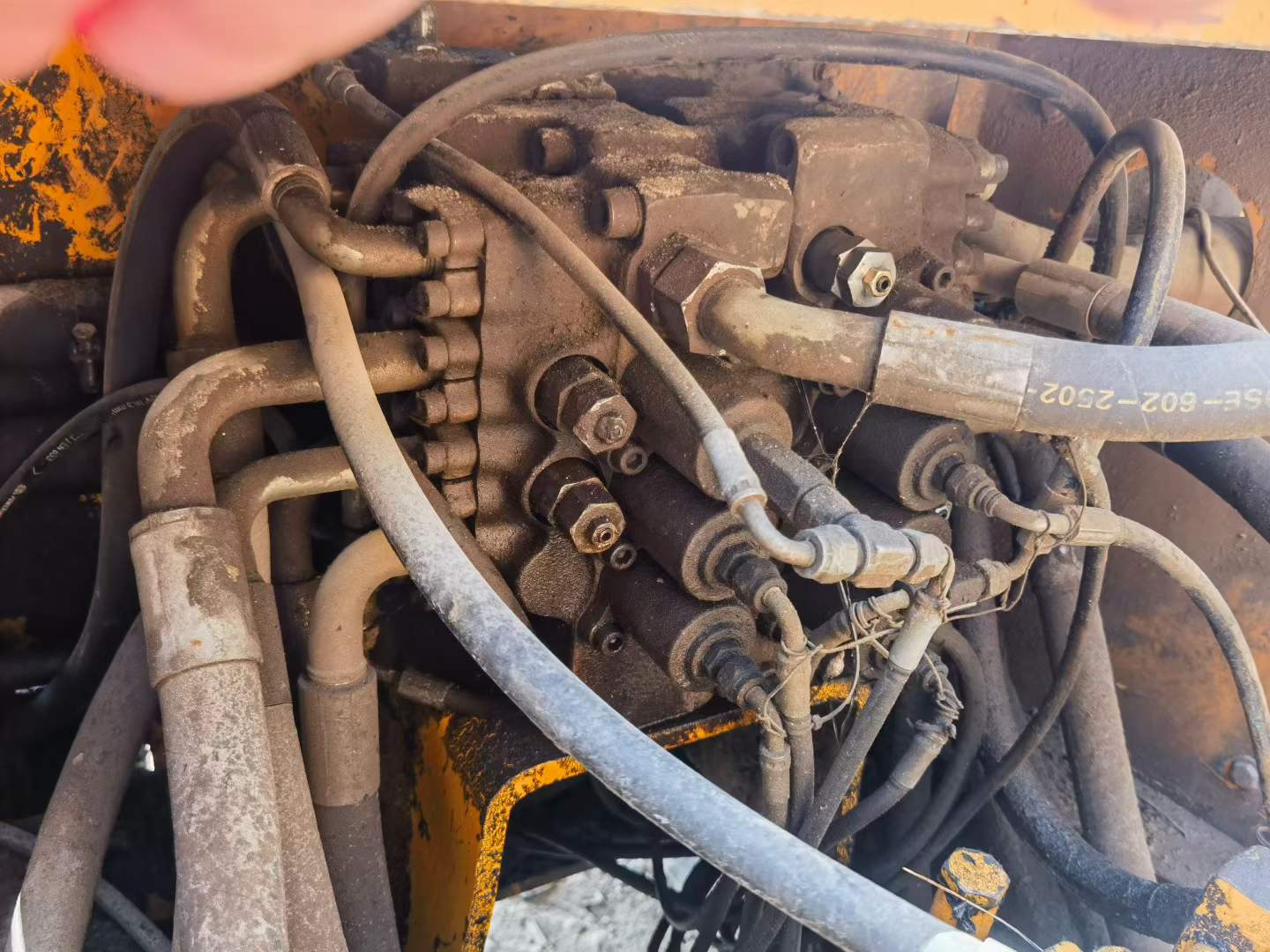 Buy Hyundai R215-7C Used Excavator / 6