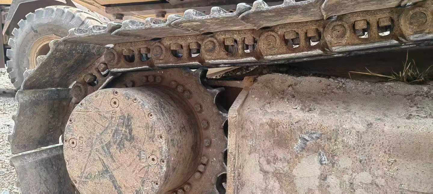 Buy JohnDeere E300LC Used Excavator / 3