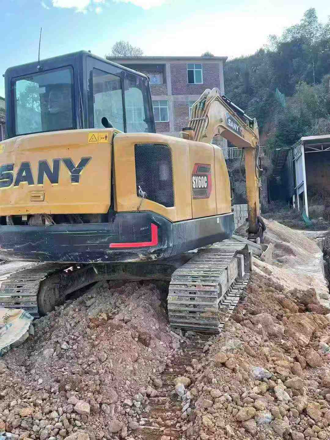 Buy Sany SY60 Used Excavator / 6
