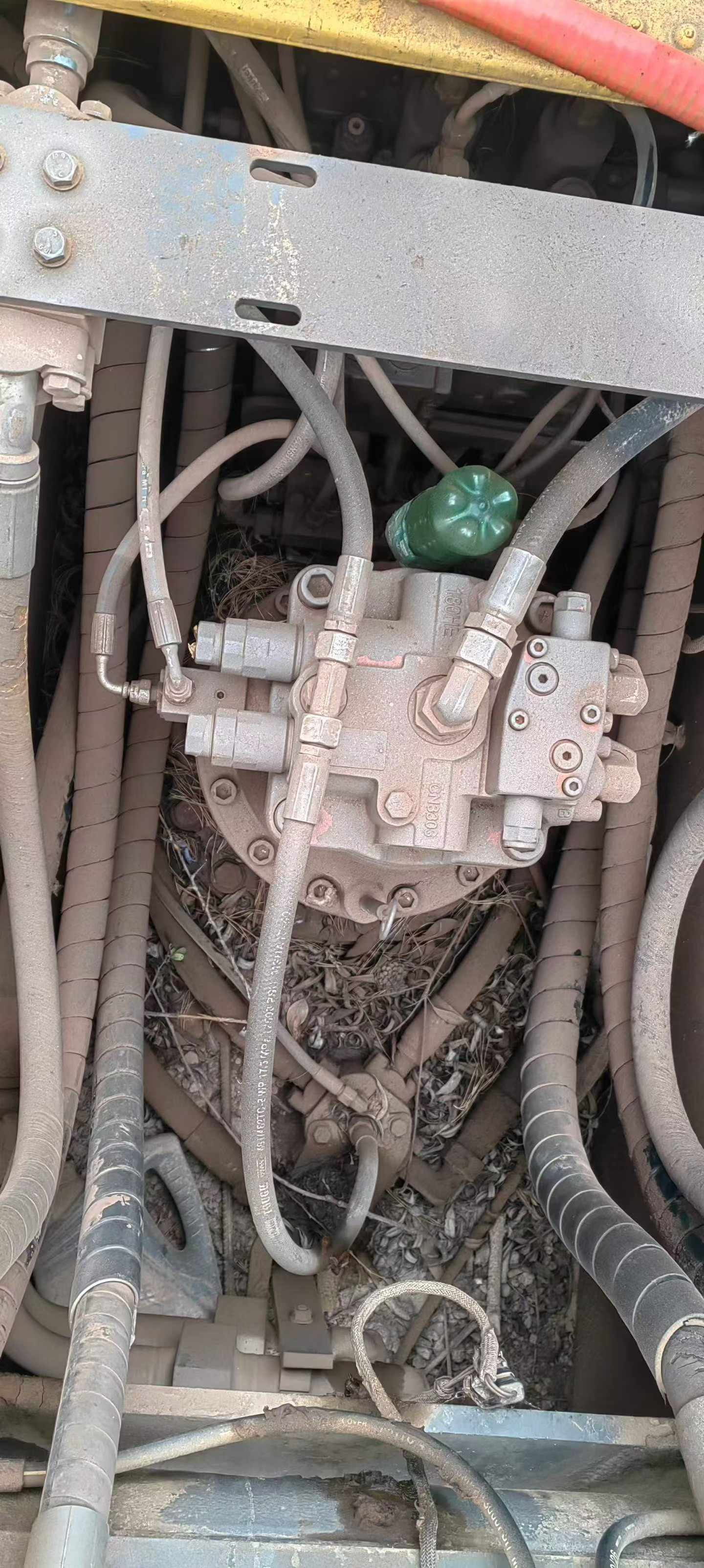 Buy JohnDeere E300LC Used Excavator / 9