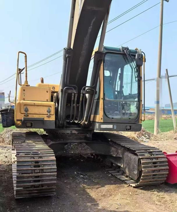 Buy Volvo EC210B Used Excavator / 1