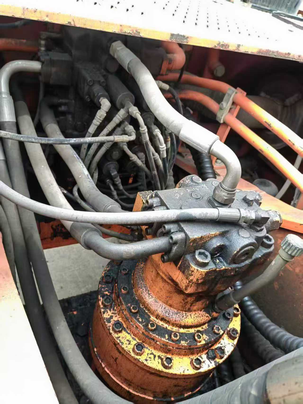 Buy Doosan DH300-7 Used Excavator / 4