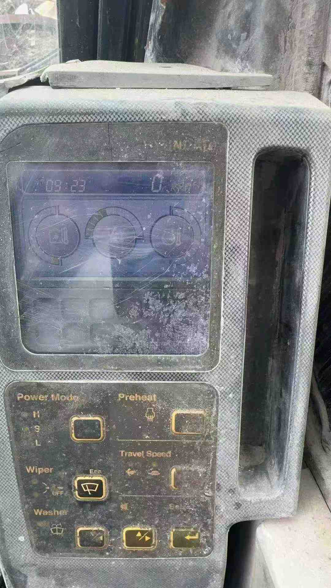 Buy Hyundai R215-7 Used Excavator / 8