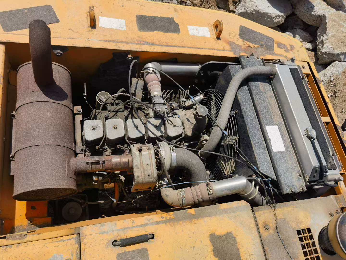 Buy Hyundai R215-7C Used Excavator / 4