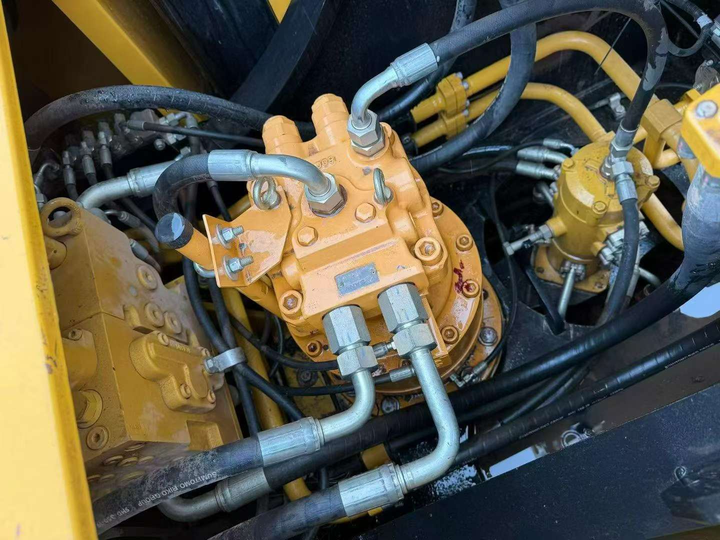 Buy Sany SY200C Used Excavator / 5