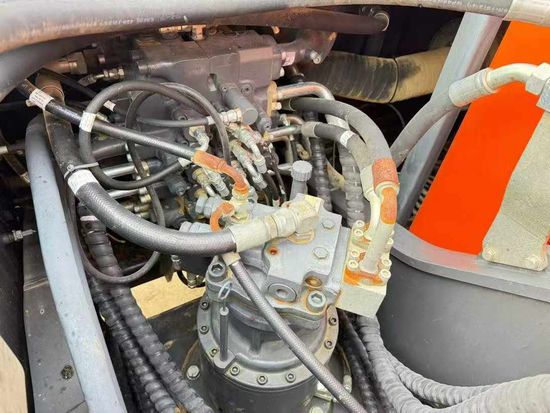 Buy Doosan DH215-7 Used Excavator / 7