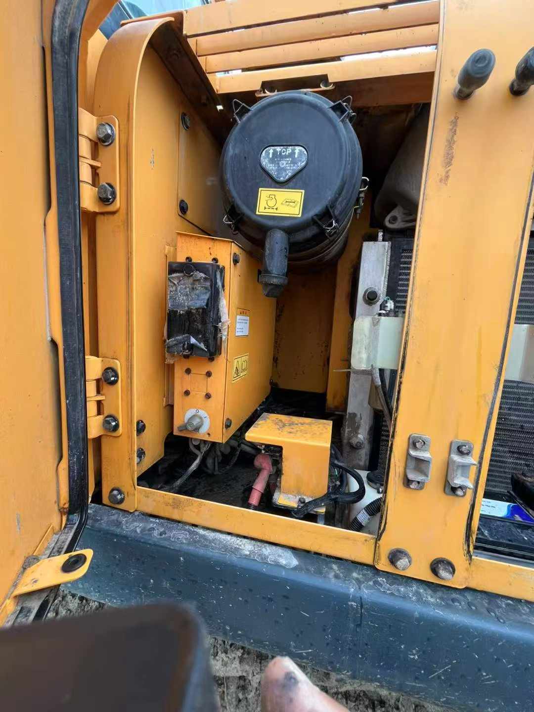 Buy Hyundai R215-7 Used Excavator / 3