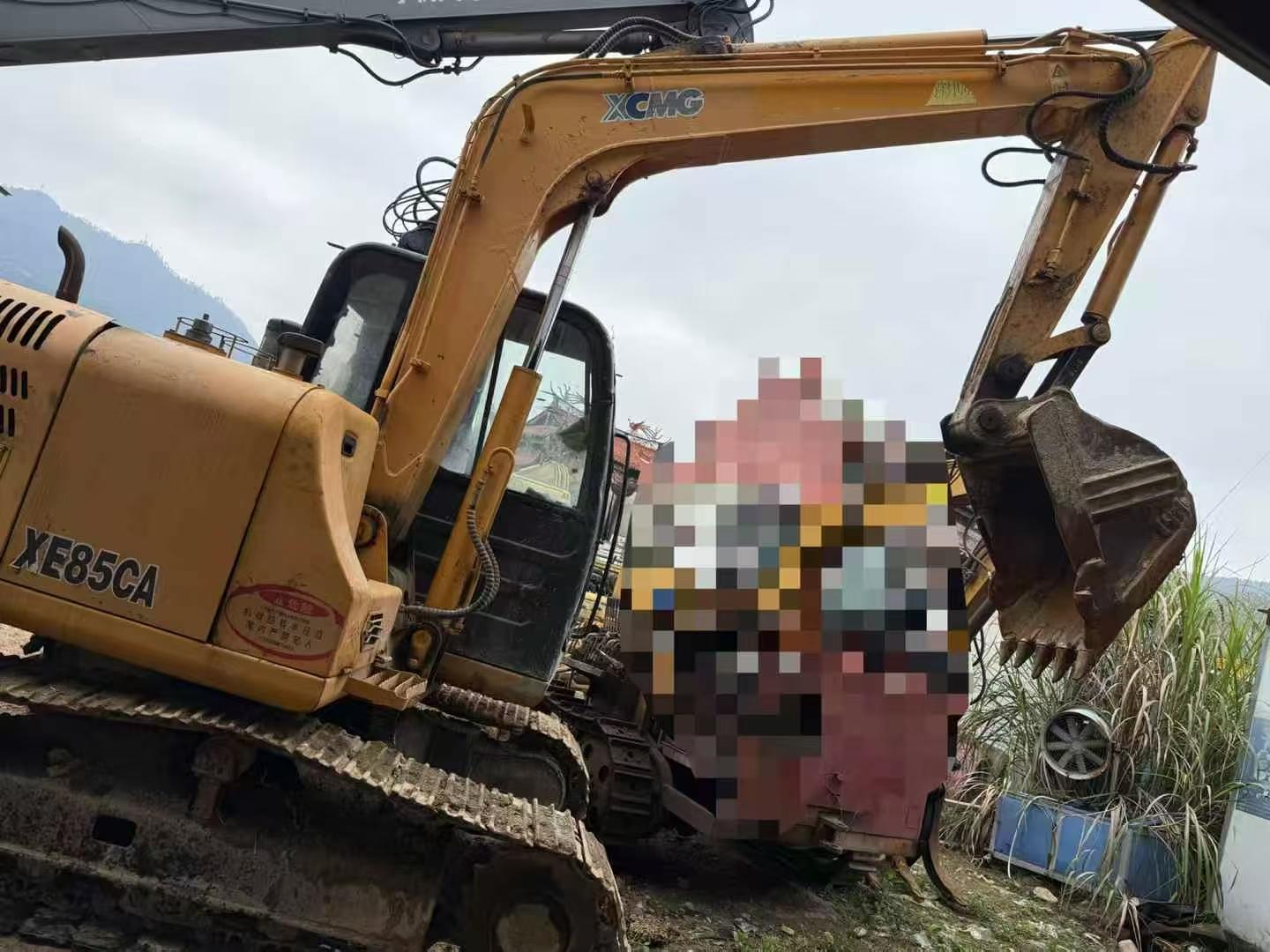 Buy XCMG XE80 Used Excavator / 2