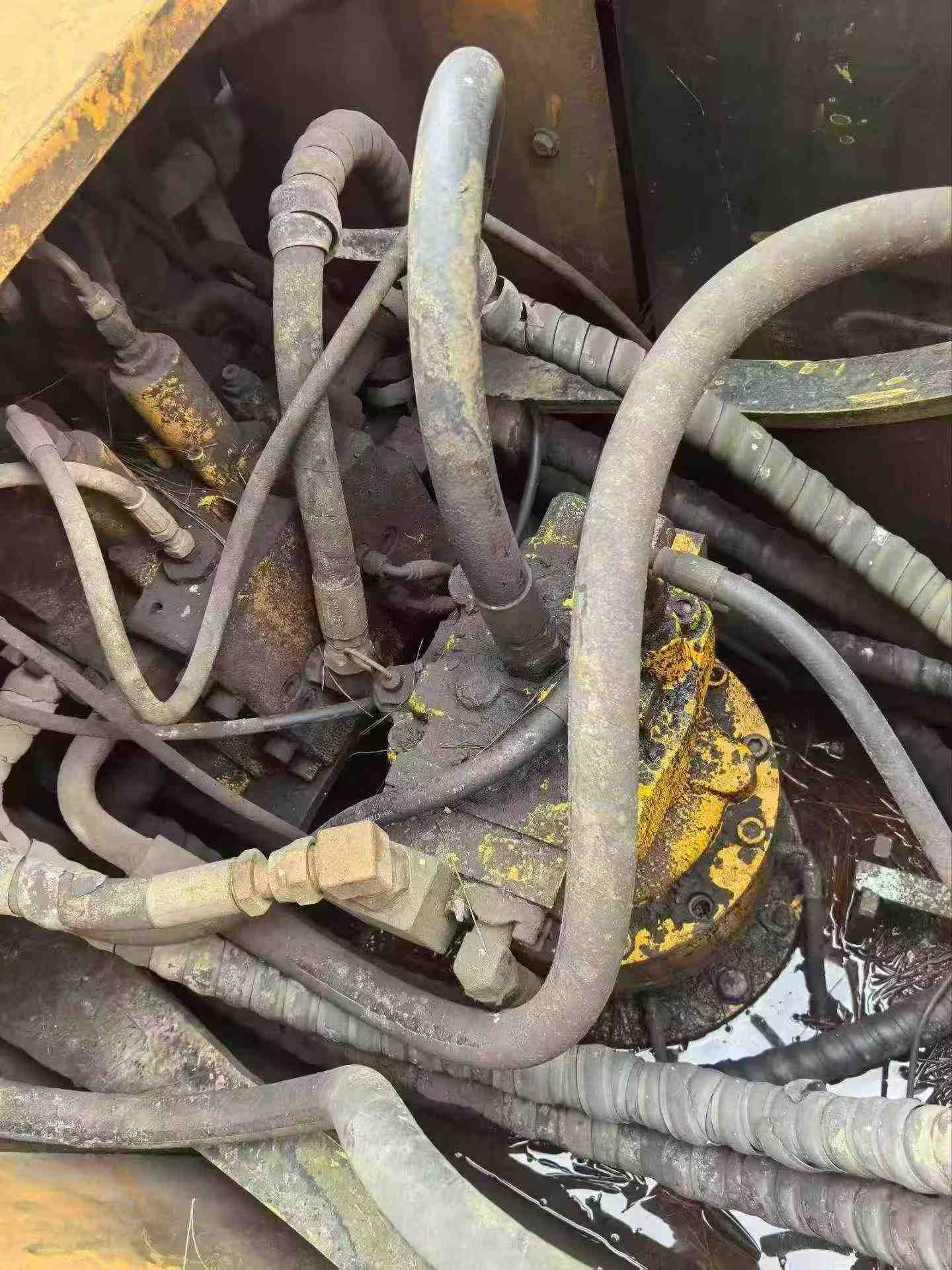 Buy Hyundai R225-7 Used Excavator / 5