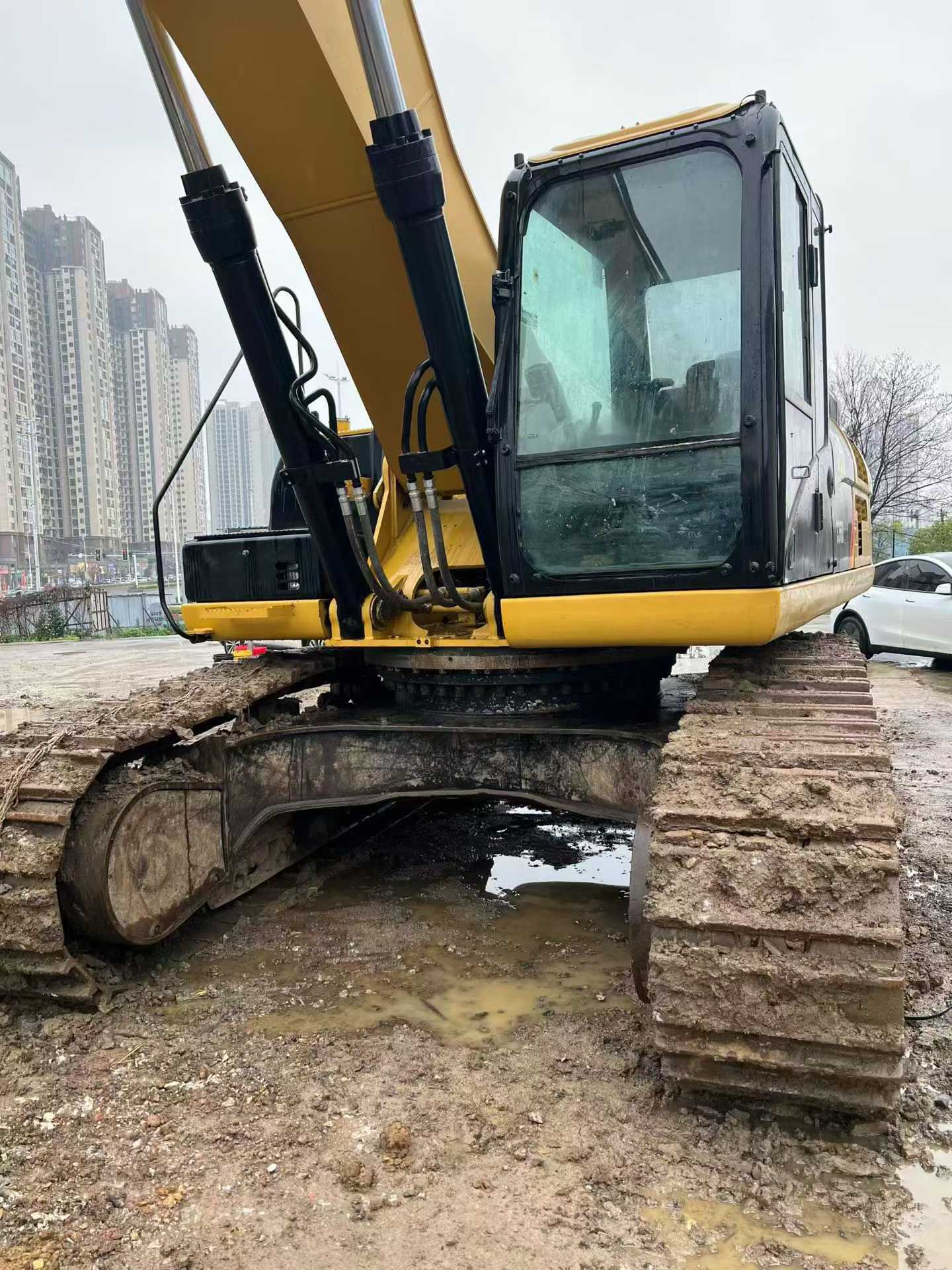 Buy Caterpillar 336E Used Excavator / 5