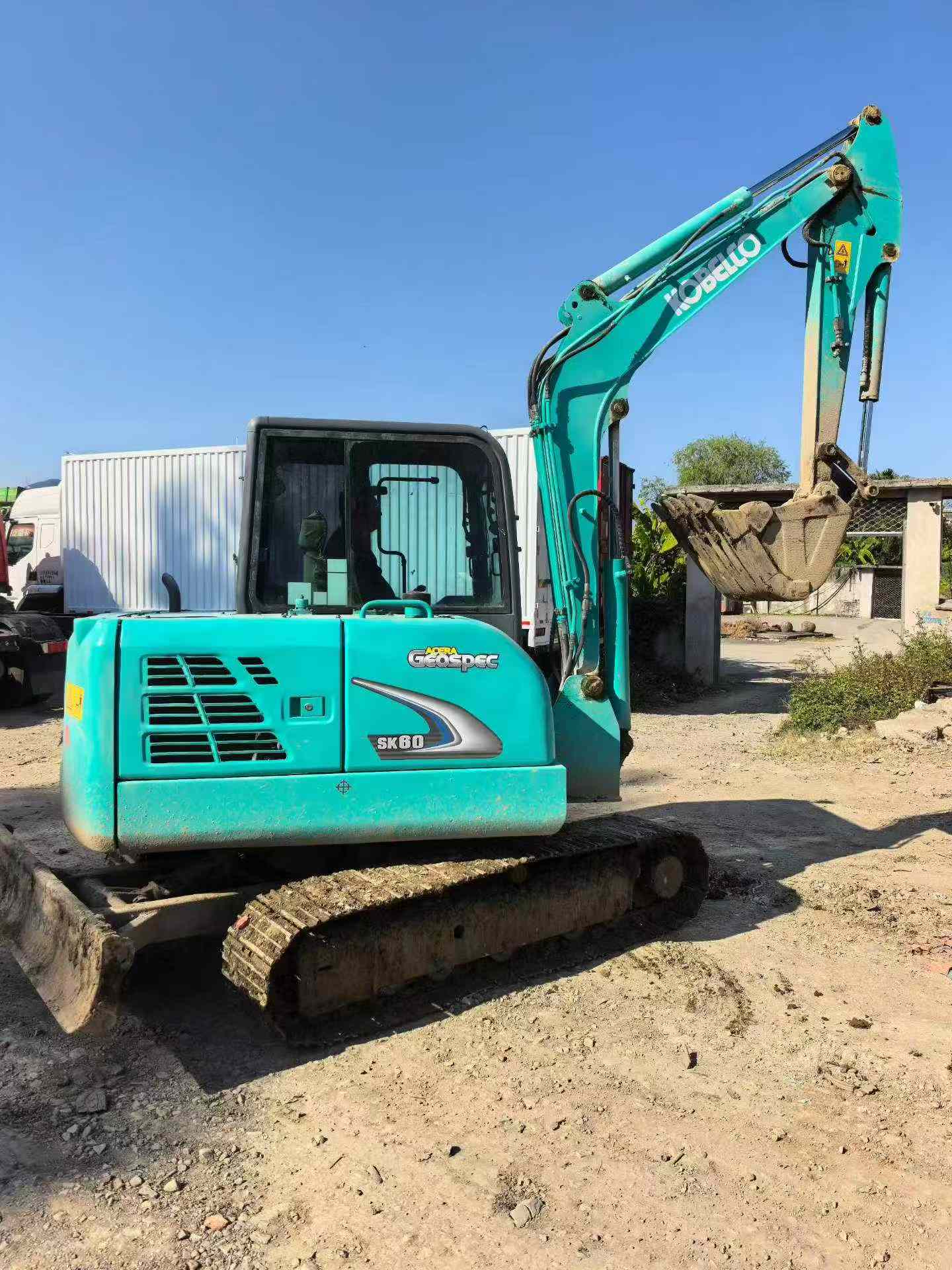 Buy Kobelco SK20SR Used Excavator / 4