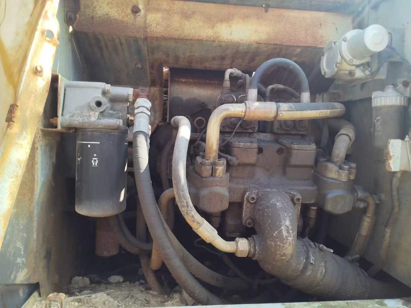 Buy Hitachi ZX200-6 Used Excavator / 4