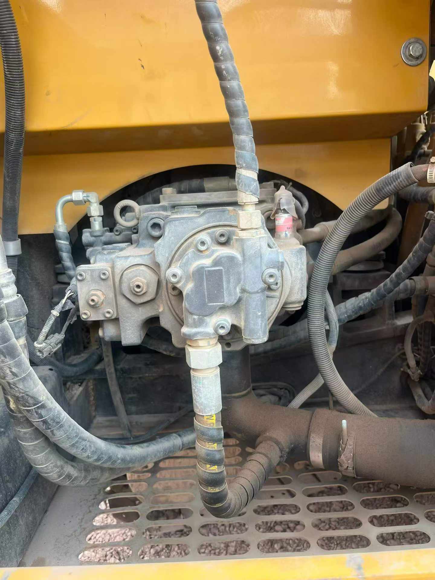 Buy Sany SY135 Used Excavator / 5