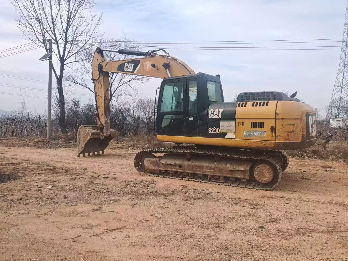 Buy Caterpillar 320A Used Excavator / 2