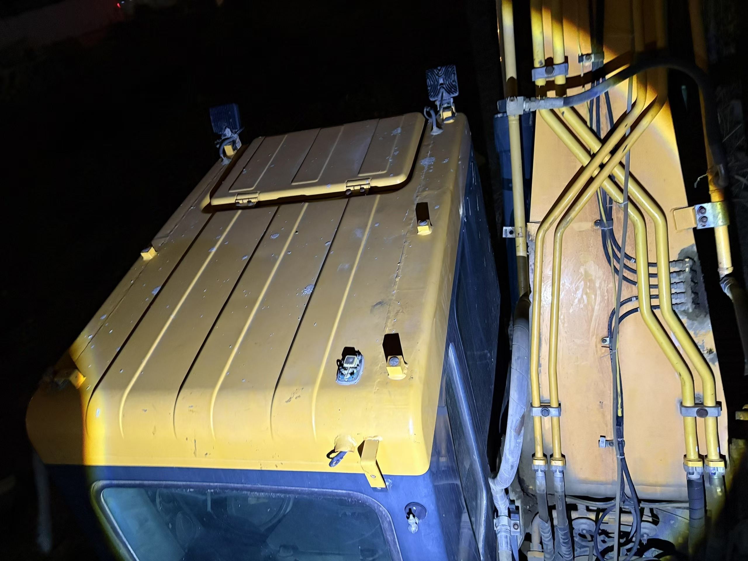 Buy Hyundai R215-7 Used Excavator / 9