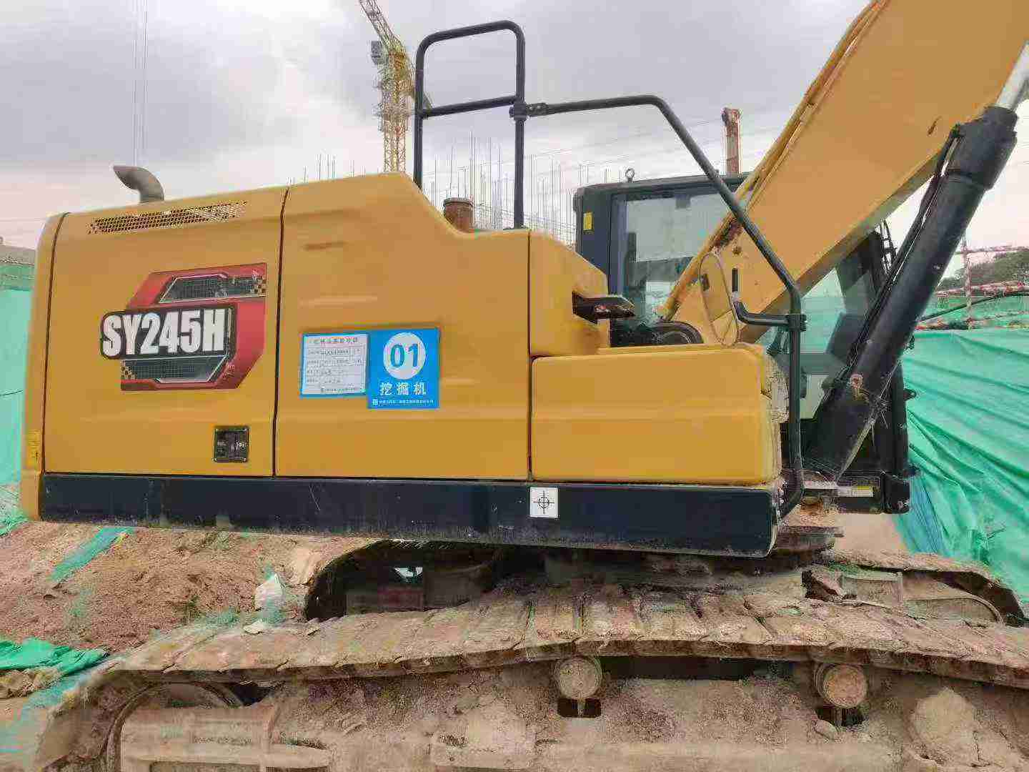 Buy Sany SY245H Used Excavator / 3