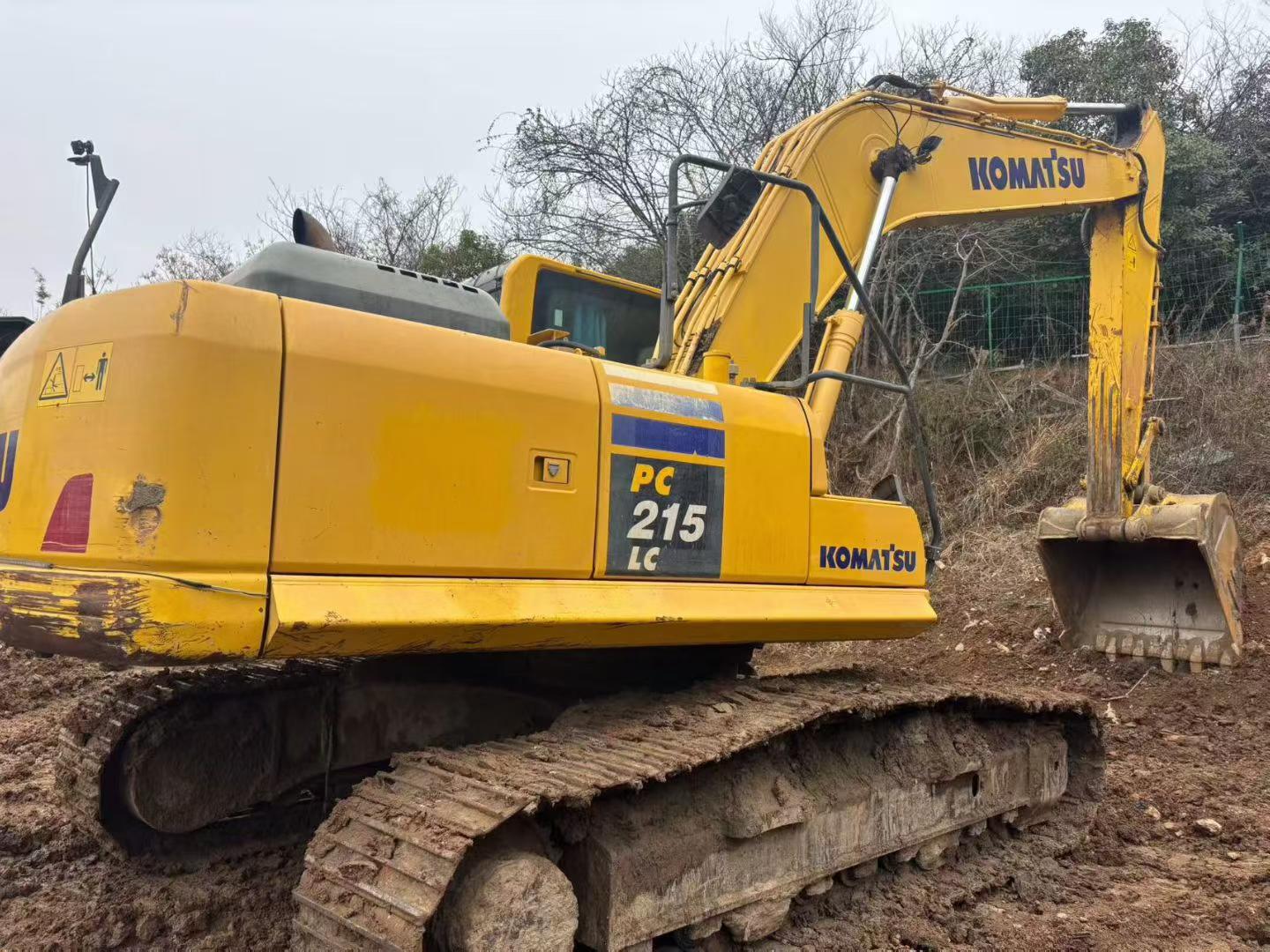 Buy Komatsu HB215LC-1 Used Excavator / 3