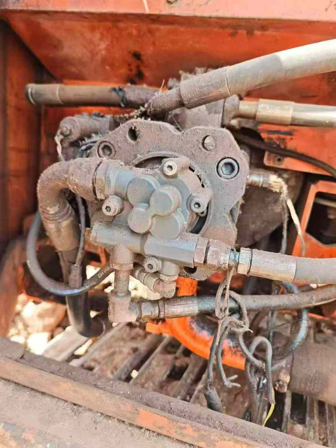 Buy Doosan DH150 Used Excavator / 2