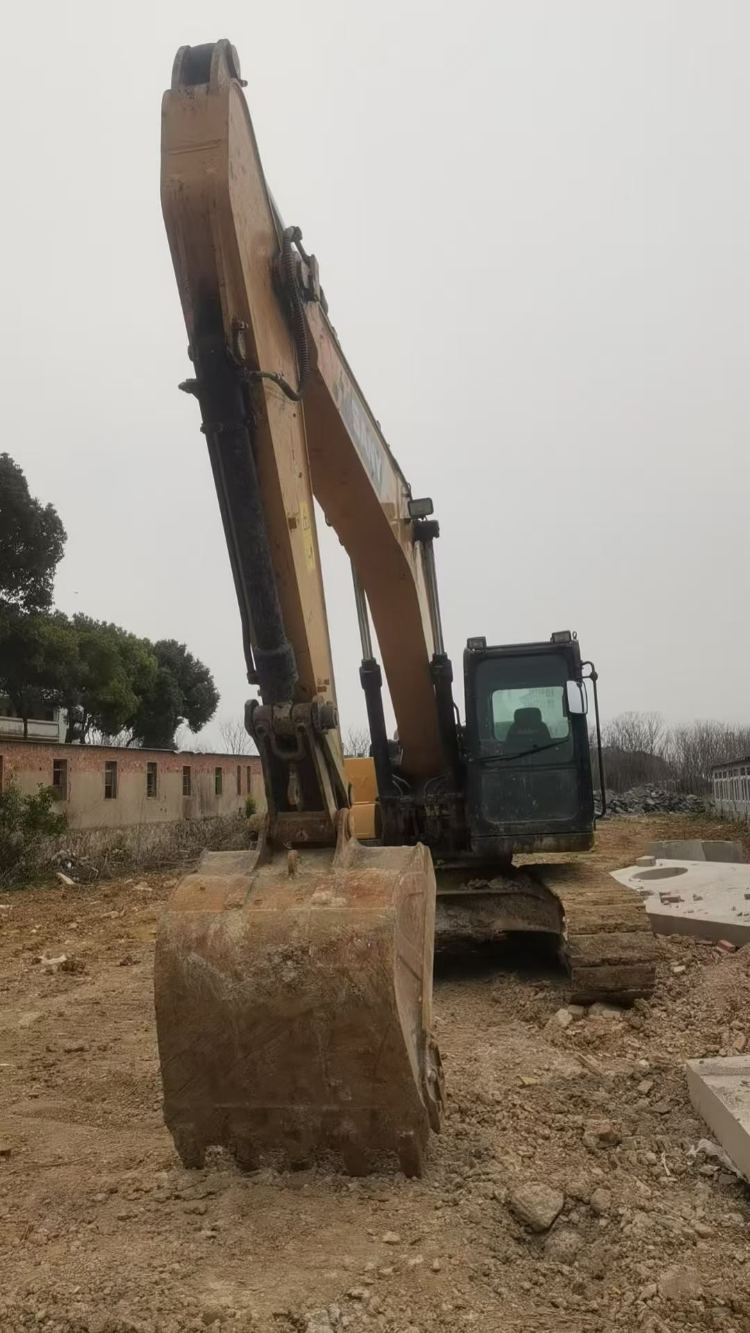 Buy Sany SY200C-S Used Excavator / 4