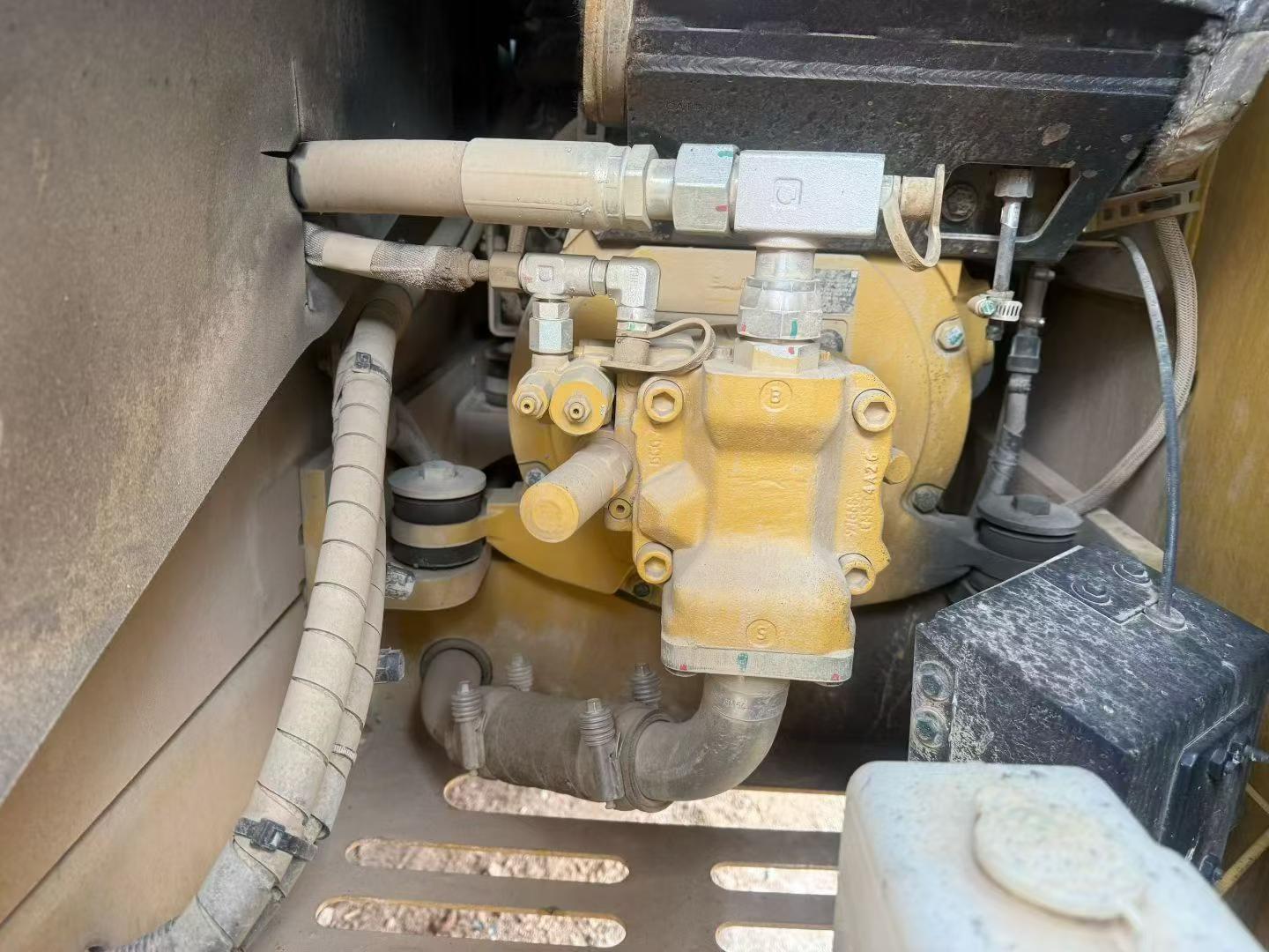 Buy Caterpillar 307B Used Excavator / 9