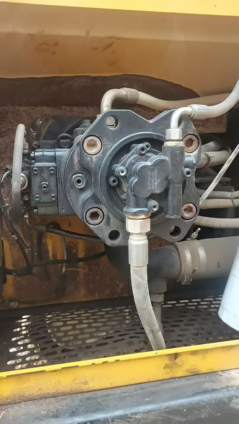 Buy Sany SY200C-S Used Excavator / 8