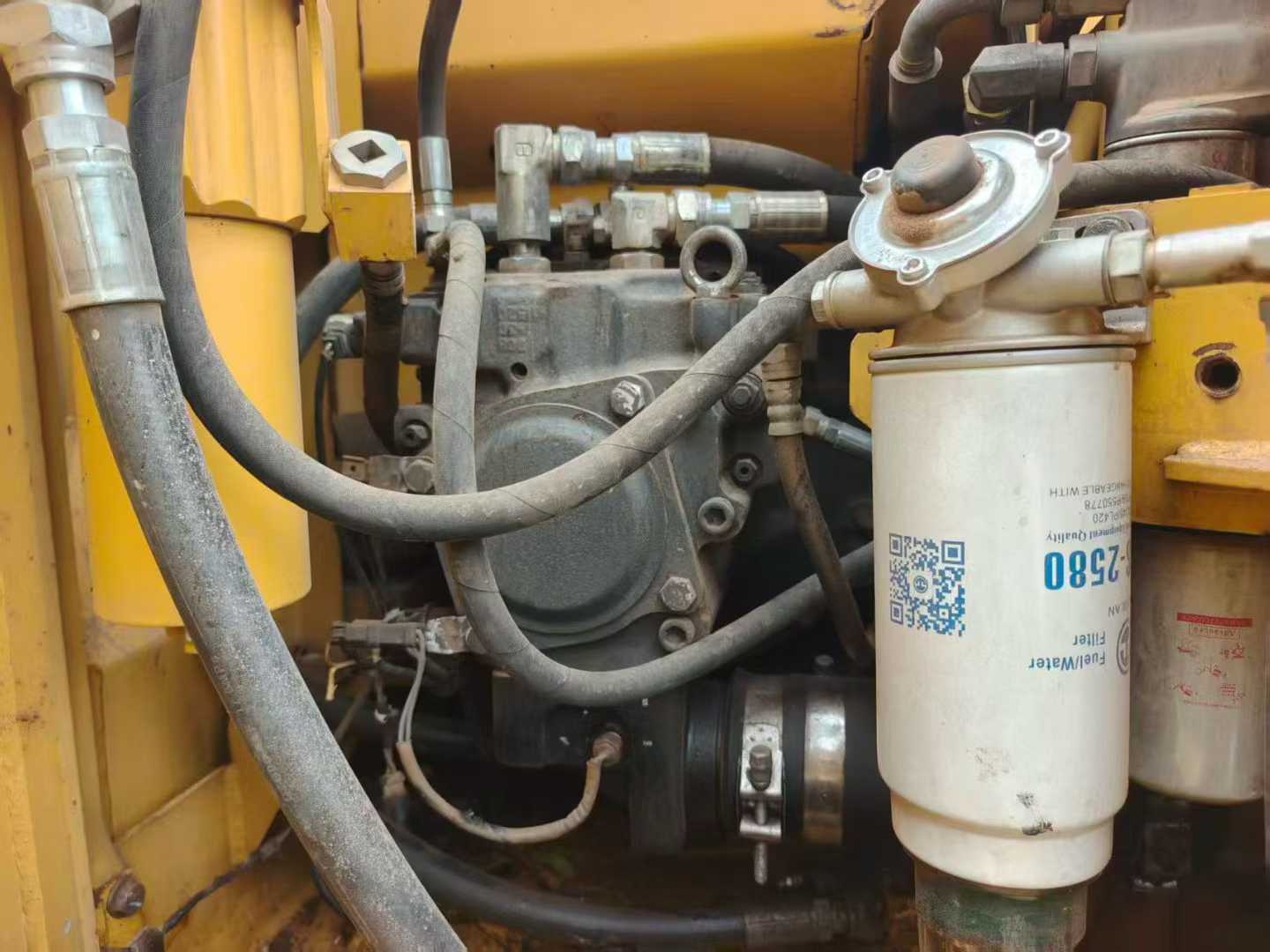 Buy Komatsu PC130-8 Used Excavator / 5