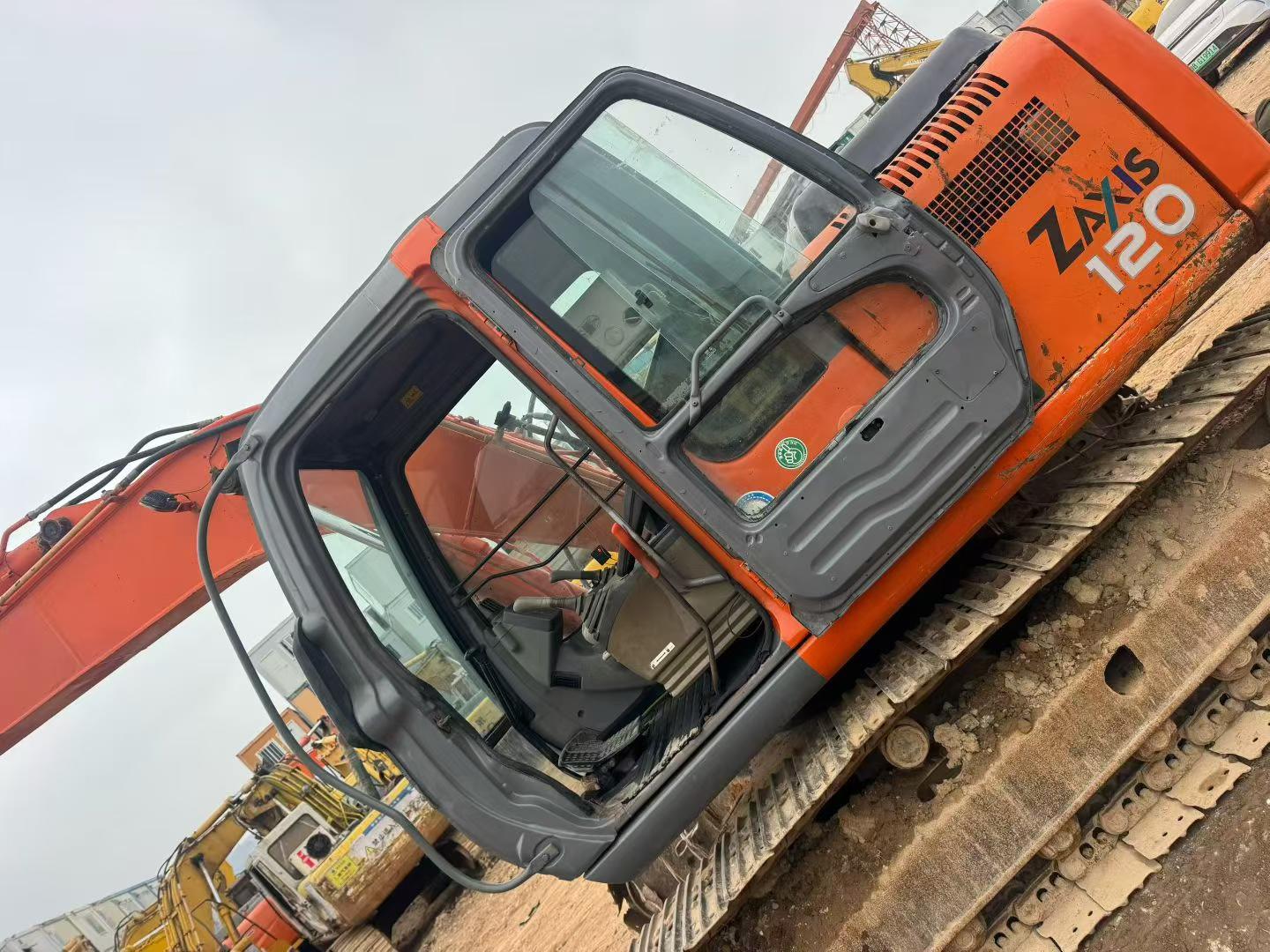 Buy Hitachi EX120-6 Used Excavator / 3