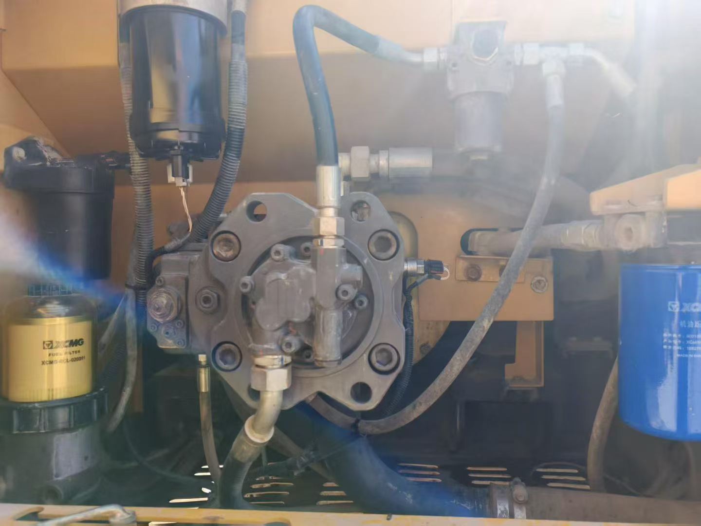 Buy XCMG XE200 Used Excavator / 5