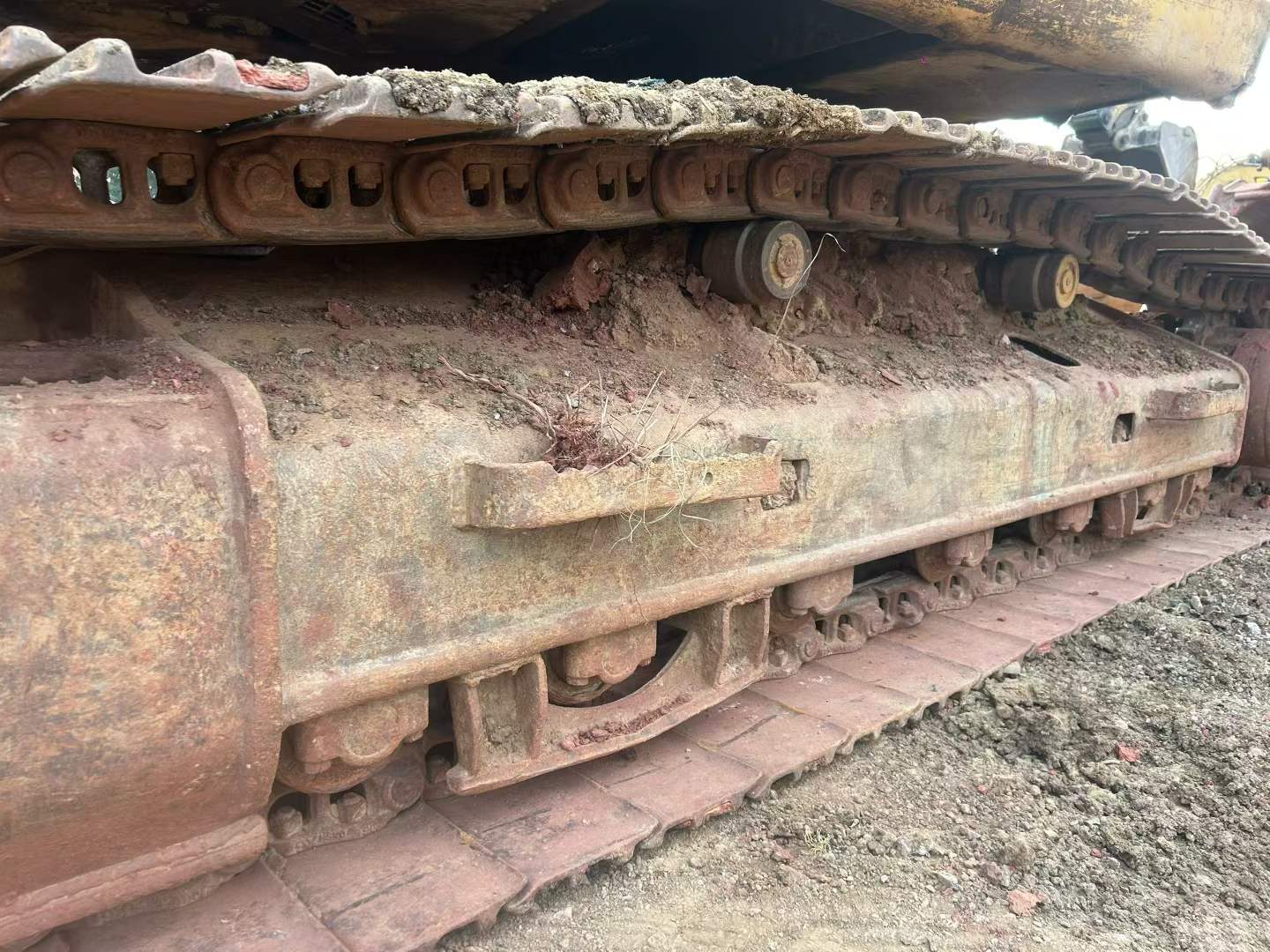 Buy Caterpillar 324D Used Excavator / 4