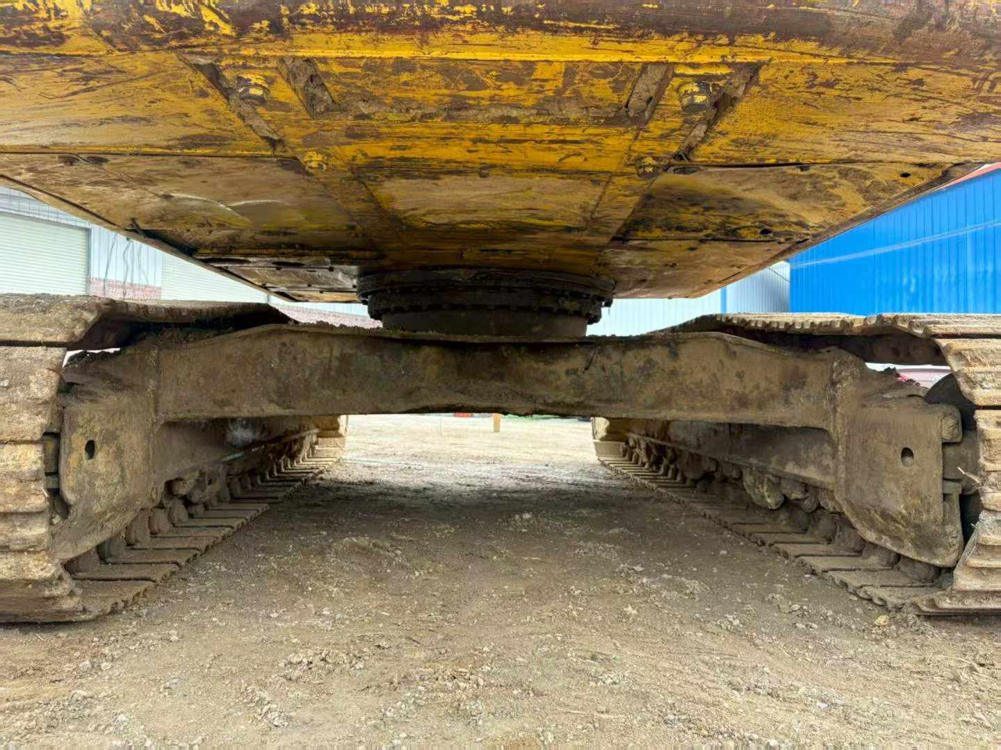 Buy Komatsu PC240-6 Used Excavator / 8