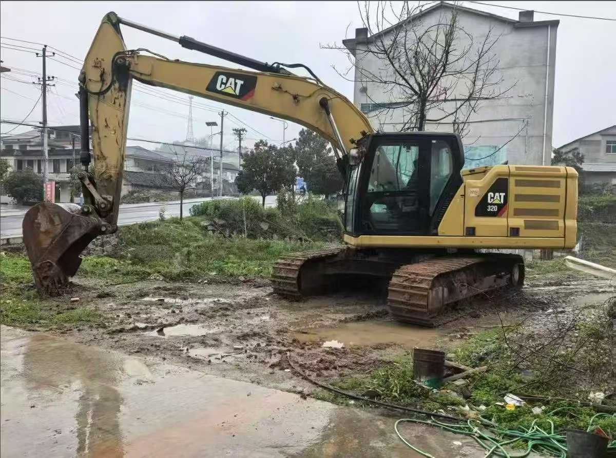 Buy Caterpillar 320A Used Excavator / 4