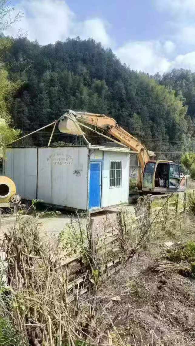 Buy Hyundai R150-7 Used Excavator / 3