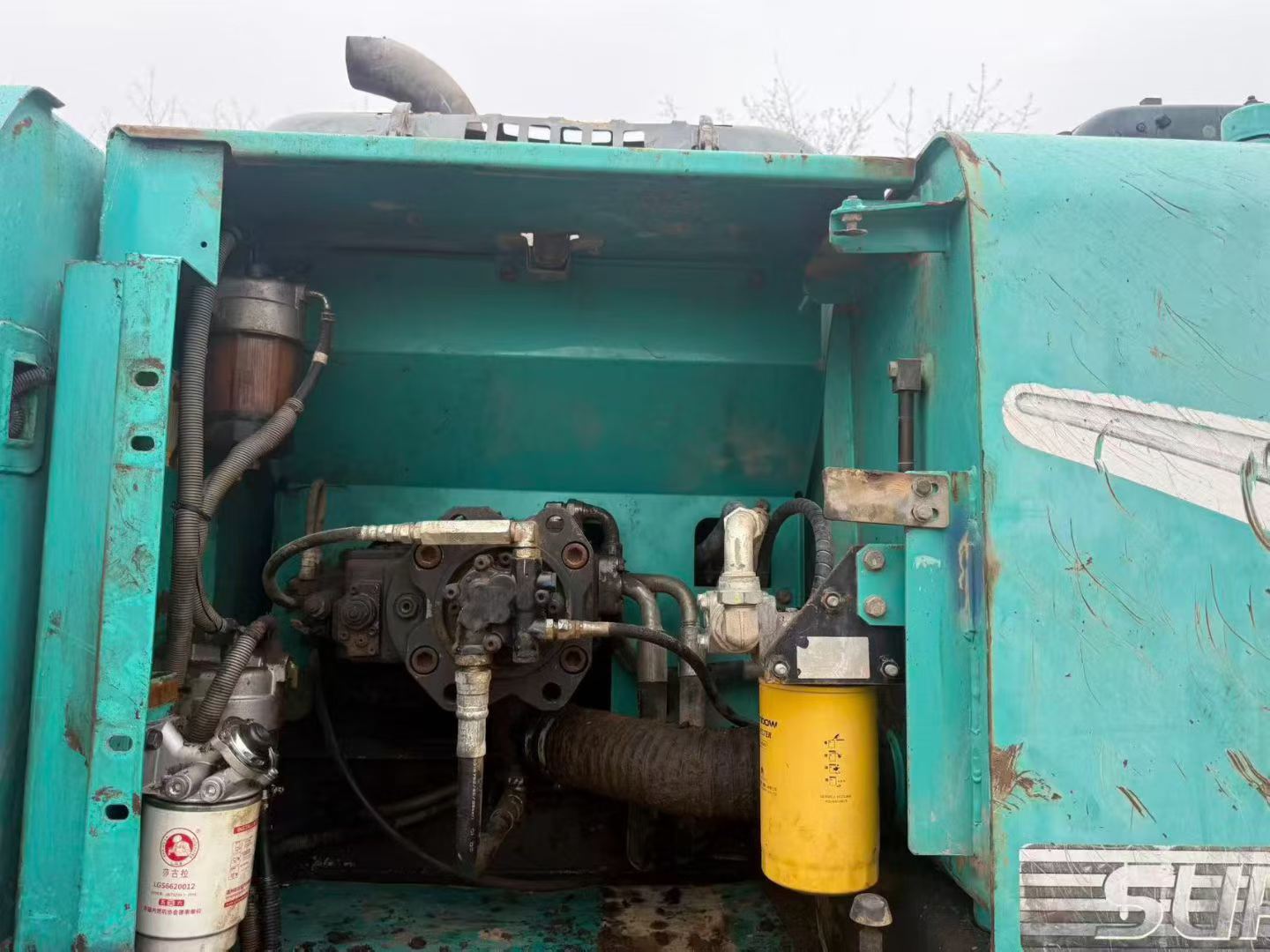 Buy Kobelco SK200-8 Used Excavator / 2