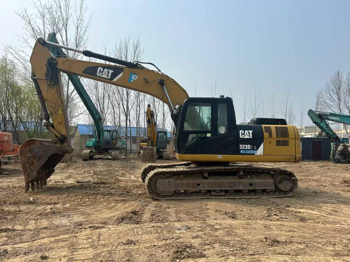 Buy Caterpillar 323 Used Excavator / 2