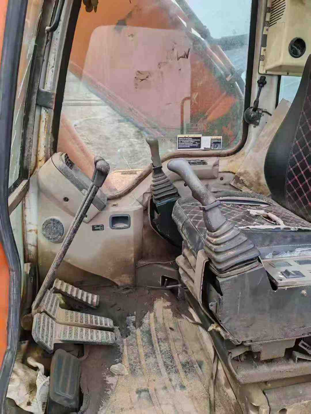Buy Doosan DH220-7 Used Excavator / 3