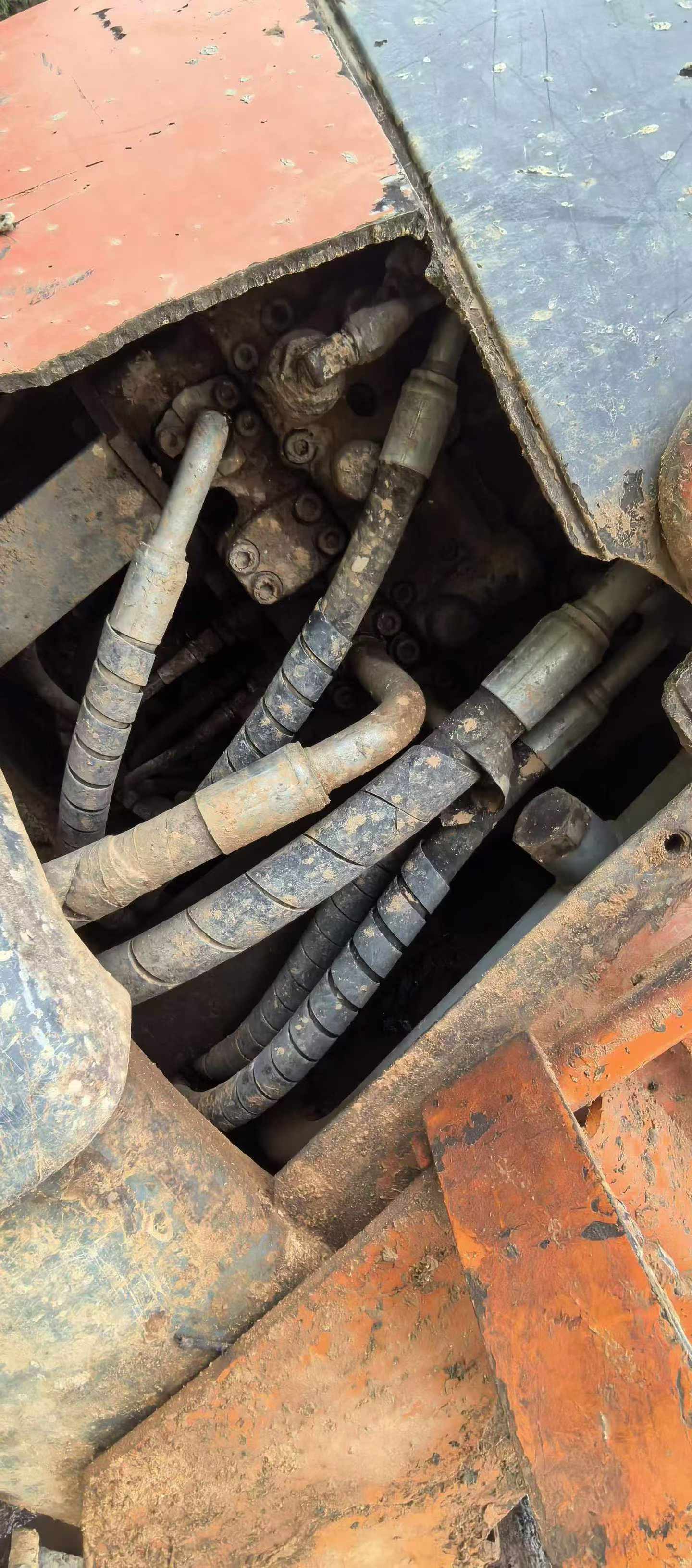 Buy Hitachi EX135US-5 Used Excavator / 6